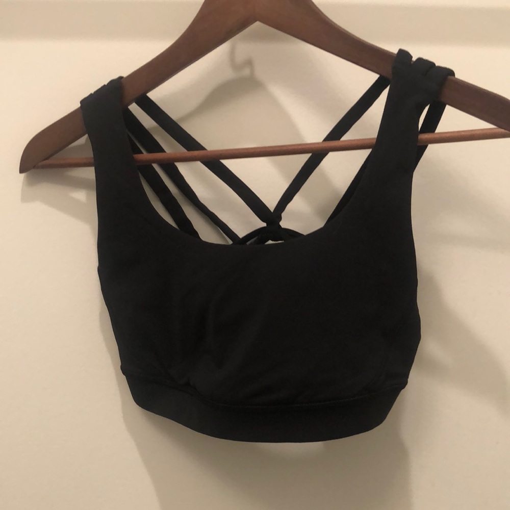 Lululemon black energy bra exhale, size 6